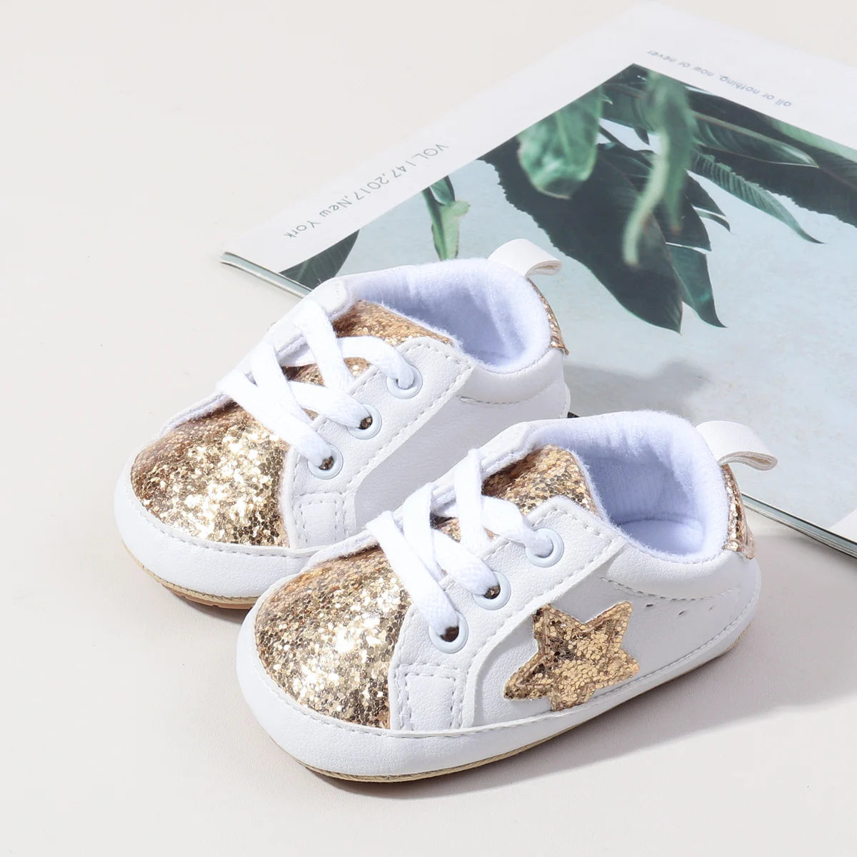 StarSteps™ – Glitter Baby Sneakers