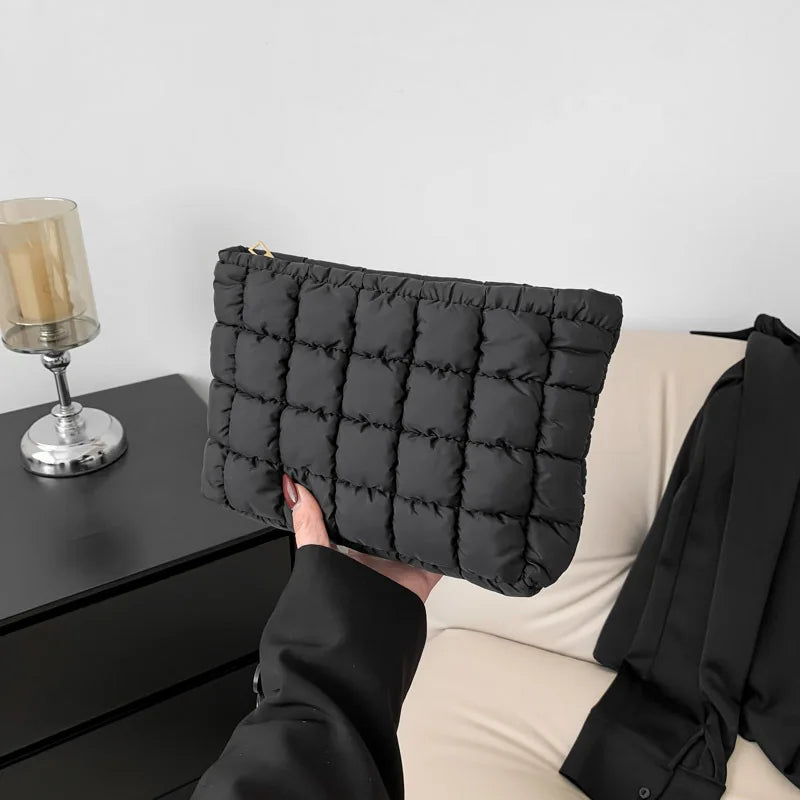 BeautyVault™ – Quilted Makeup Organizer