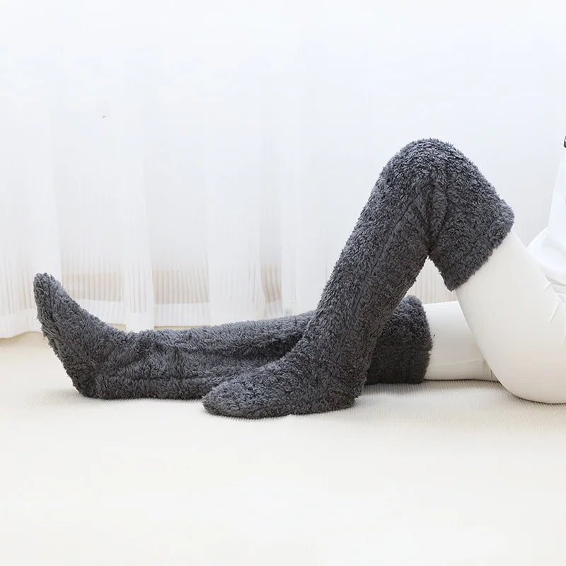 FluffyFeet™ – Premium Over-Knee Winter Leg Warmers