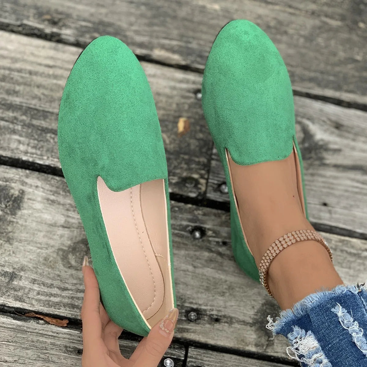 SleekWalk™ – Minimalist Toe Flats