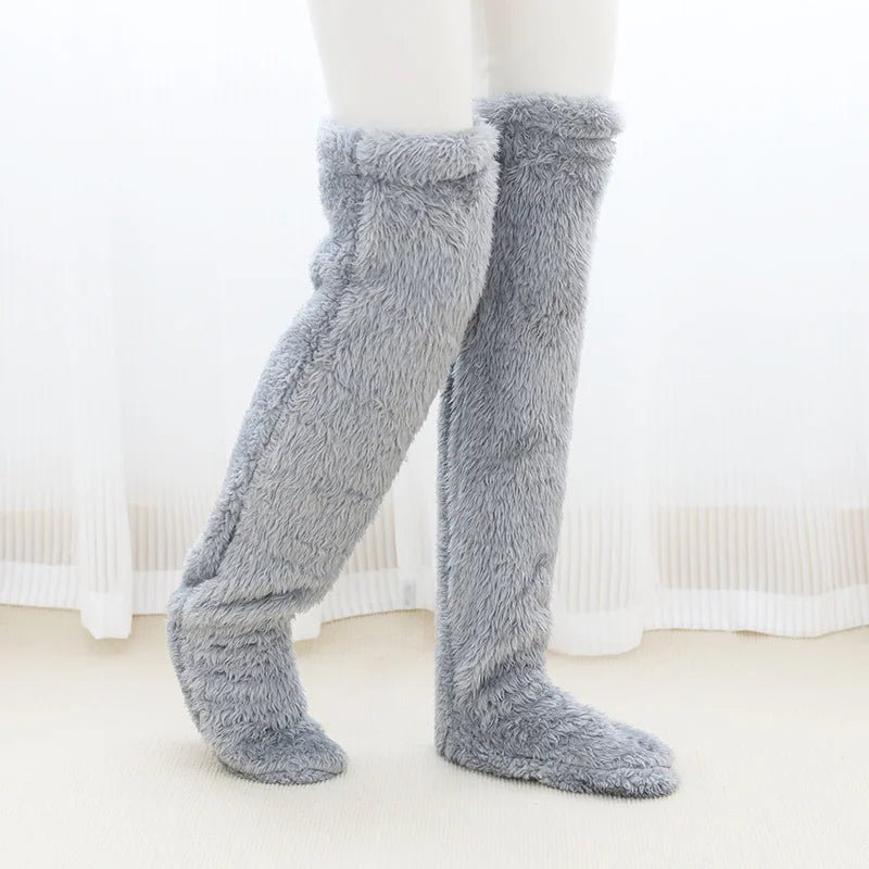 FluffyFeet™ – Premium Over-Knee Winter Leg Warmers