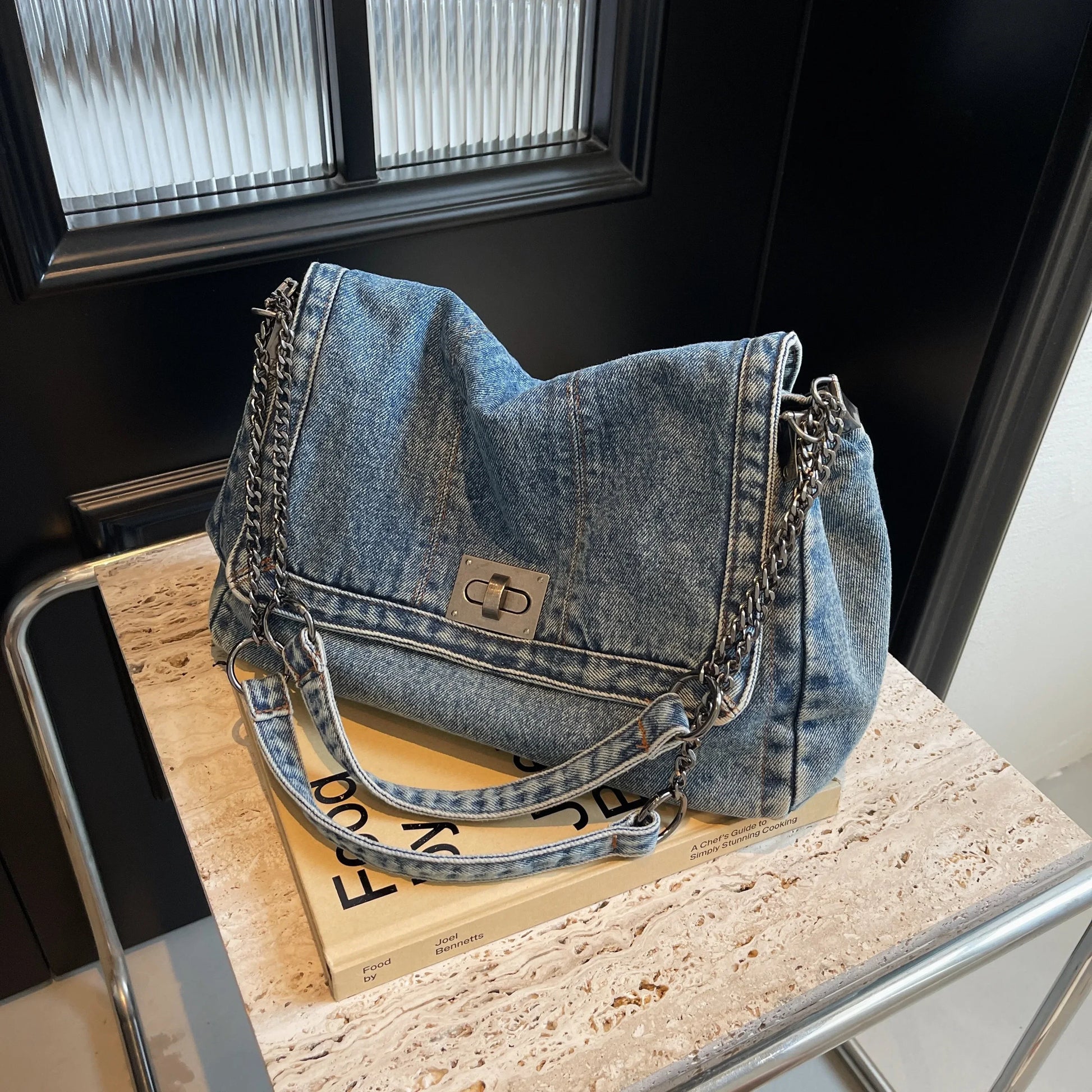 ChainCarry™ – Denim Shoulder Bag with Turn-Lock Flap