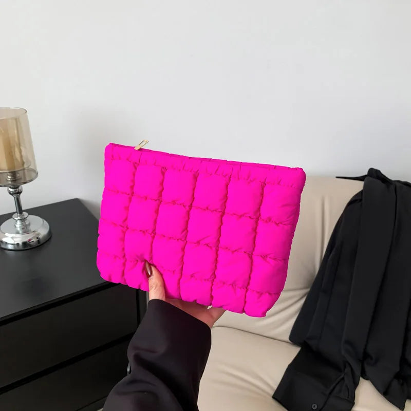 BeautyVault™ – Quilted Makeup Organizer