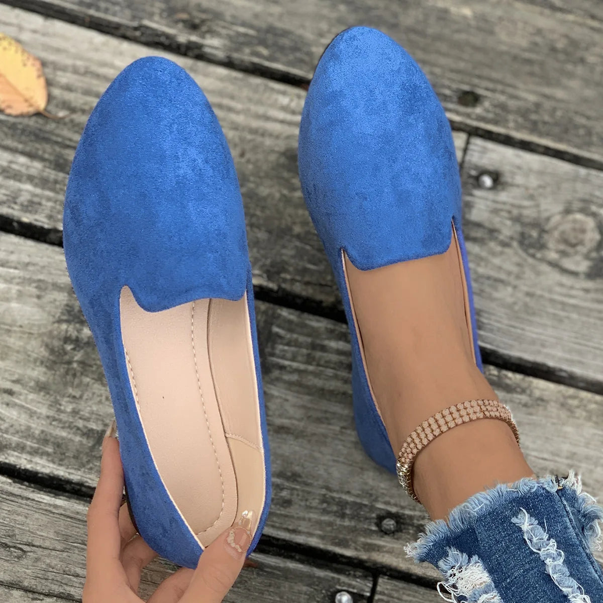 SleekWalk™ – Minimalist Toe Flats