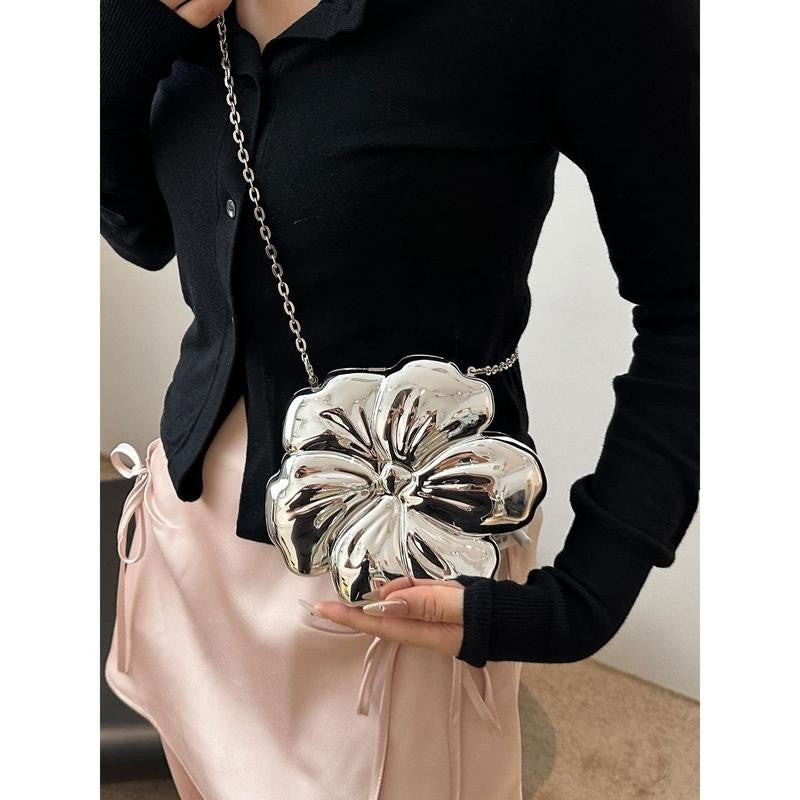 BloomBag™ – Carry Beauty, Share Warmth
