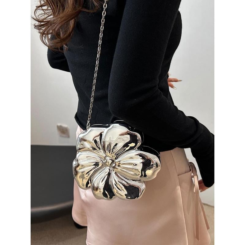 BloomBag™ – Carry Beauty, Share Warmth