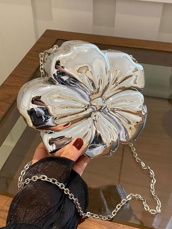 BloomBag™ – Carry Beauty, Share Warmth